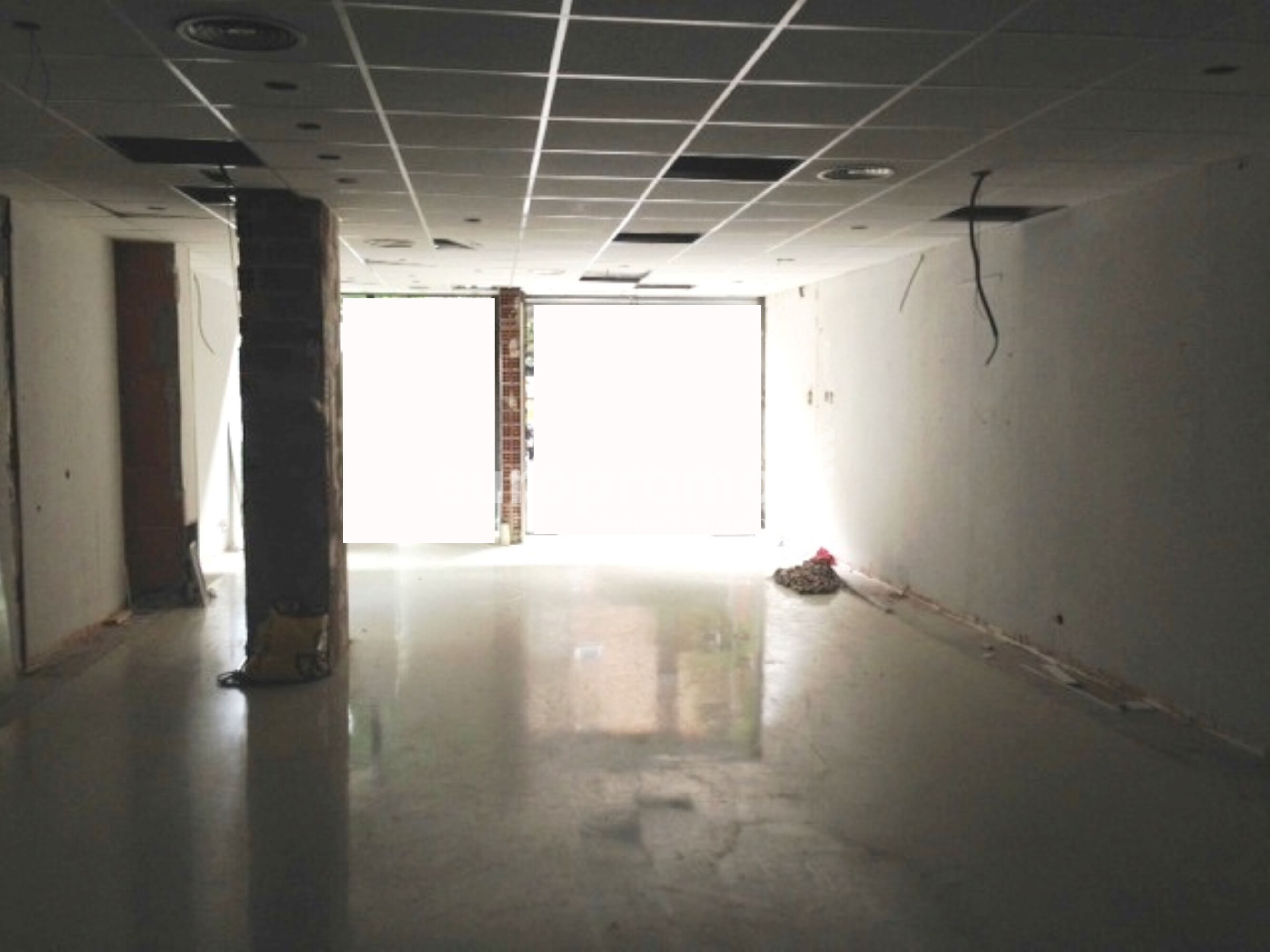 Local de 160m2 a l'Eixample de Girona