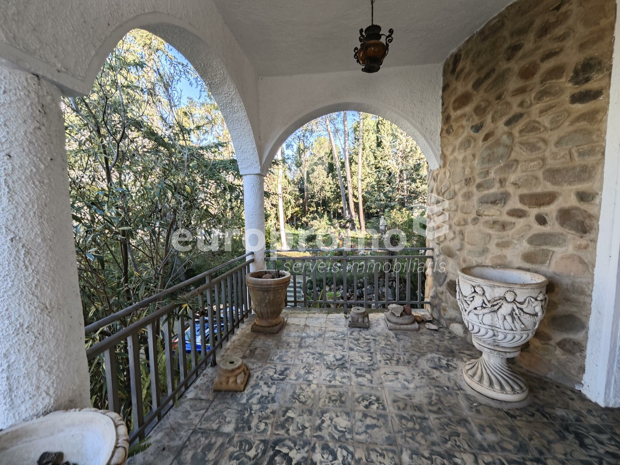 Fantàstica casa amb encant a Montjuïc!