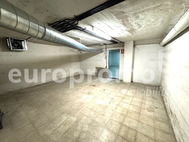 Local de 160m2 a l'Eixample de Girona